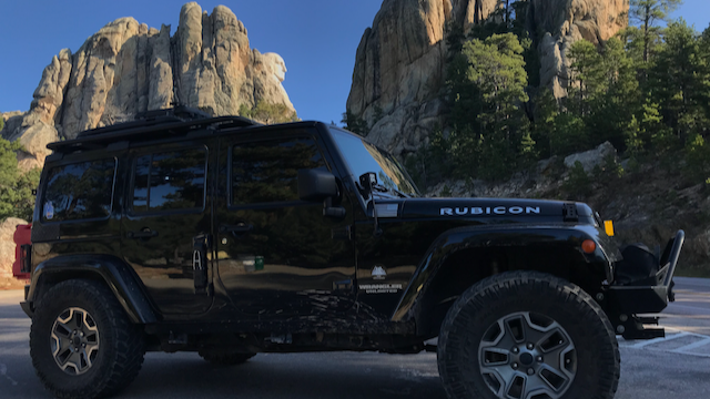 Mount Rushmore Jeep Image